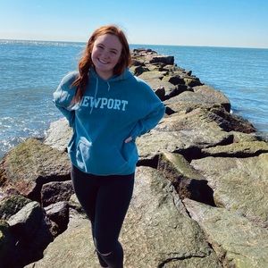 Meet your Posher, Ella